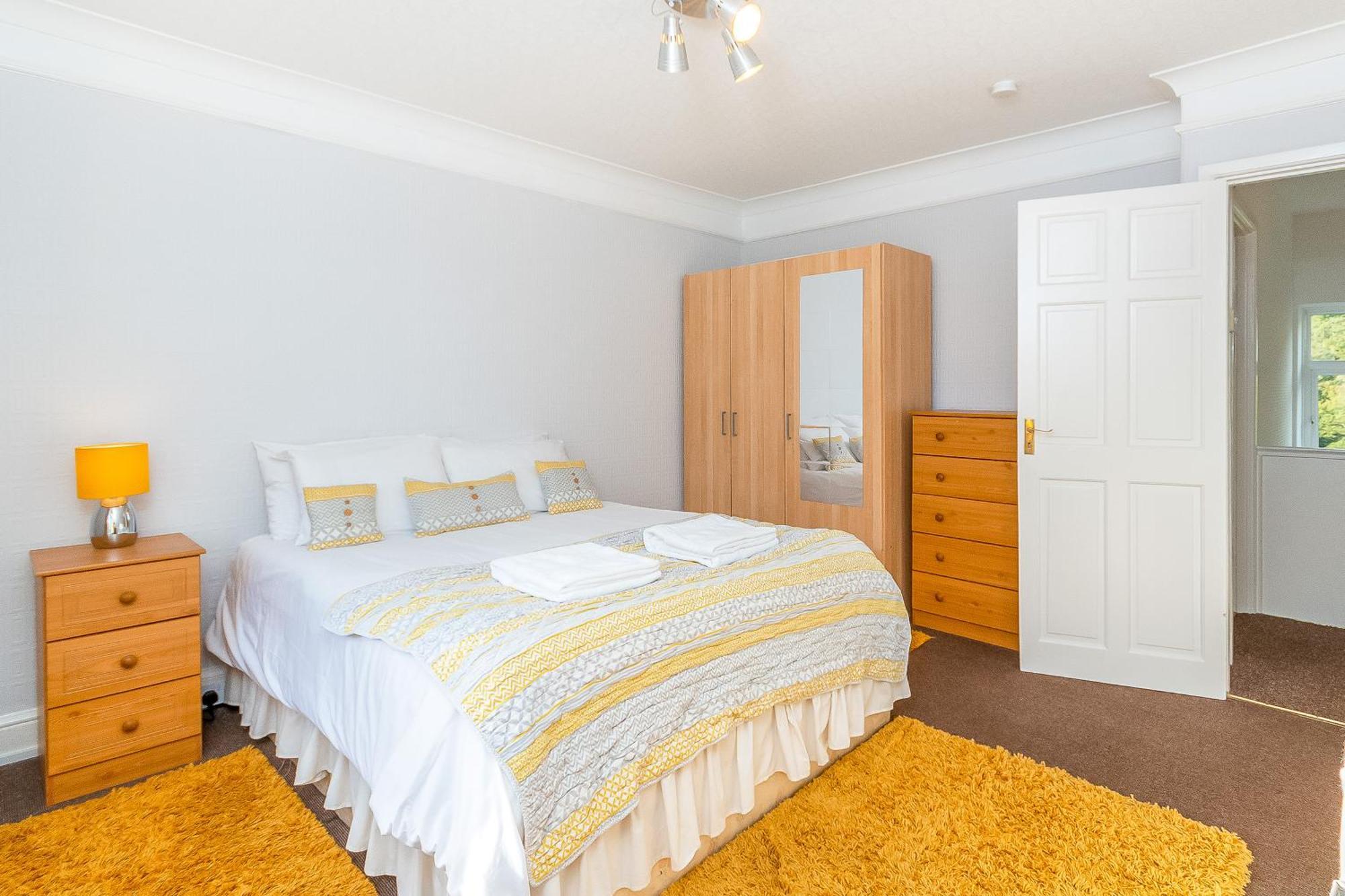 The View Spacious Apartment In Afan Forest Bike Park By Staystaycations Port Talbot Exterior foto