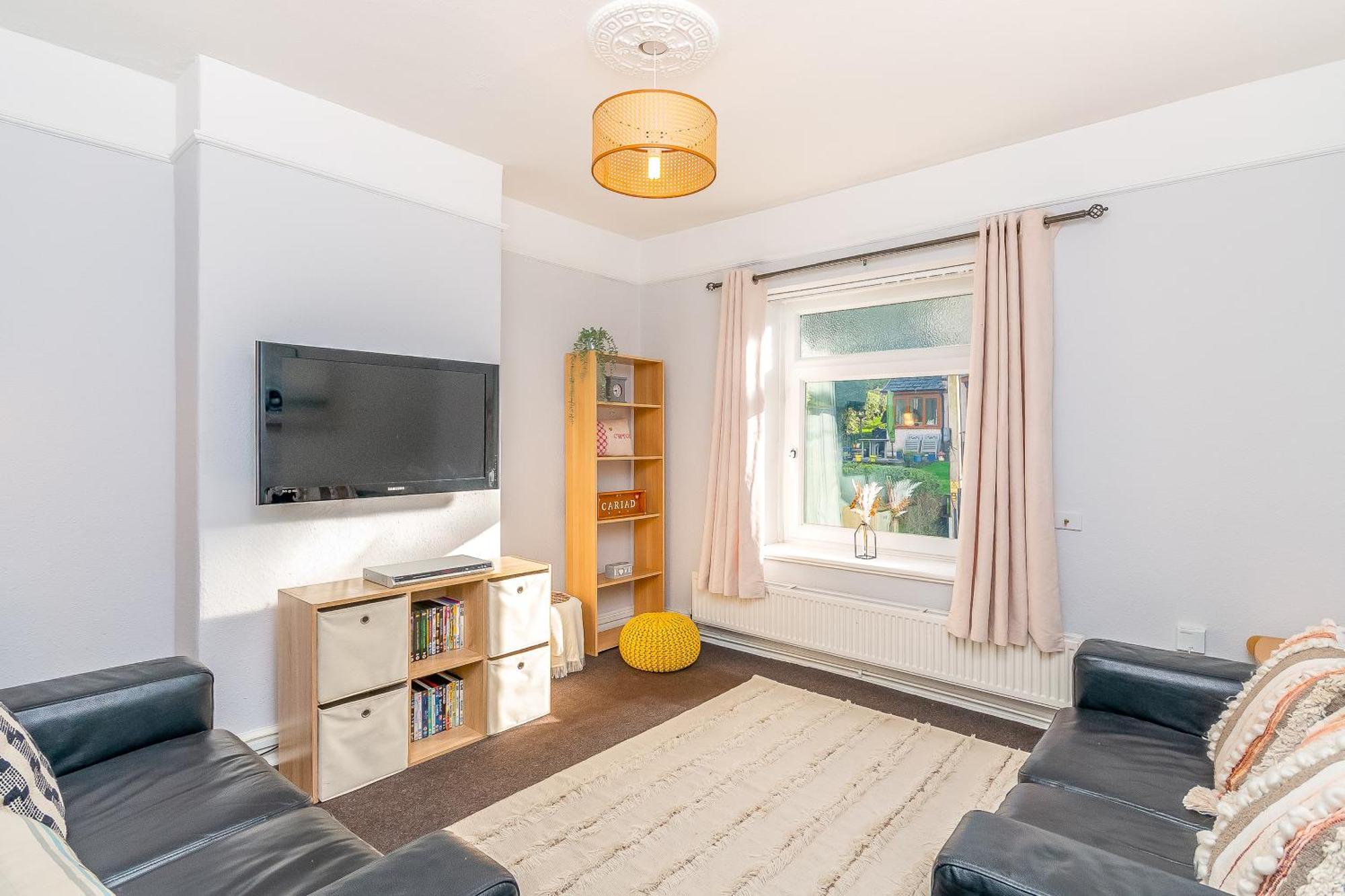 The View Spacious Apartment In Afan Forest Bike Park By Staystaycations Port Talbot Exterior foto