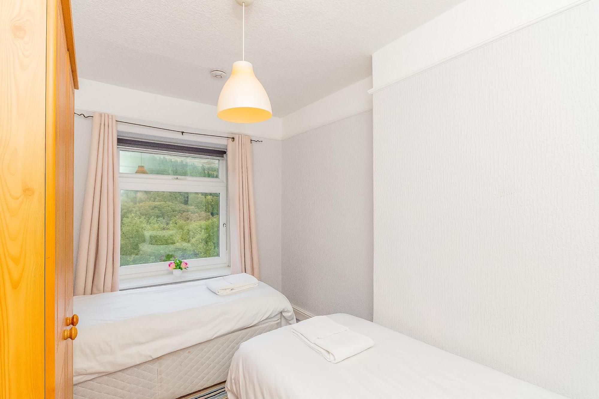 The View Spacious Apartment In Afan Forest Bike Park By Staystaycations Port Talbot Exterior foto